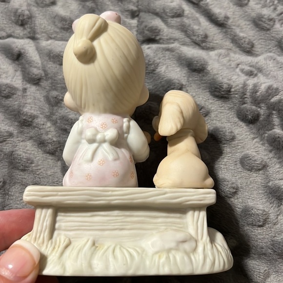 Vintage 1979 Jonathan & David figurine “Loving is Sharing” imperfections see pic - Picture 8 of 8